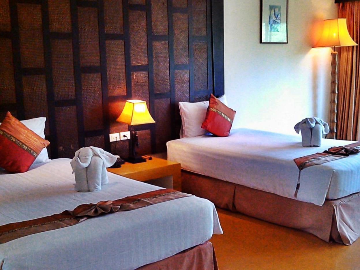 Takolaburi Cultural Resort Khao Lak Exterior photo